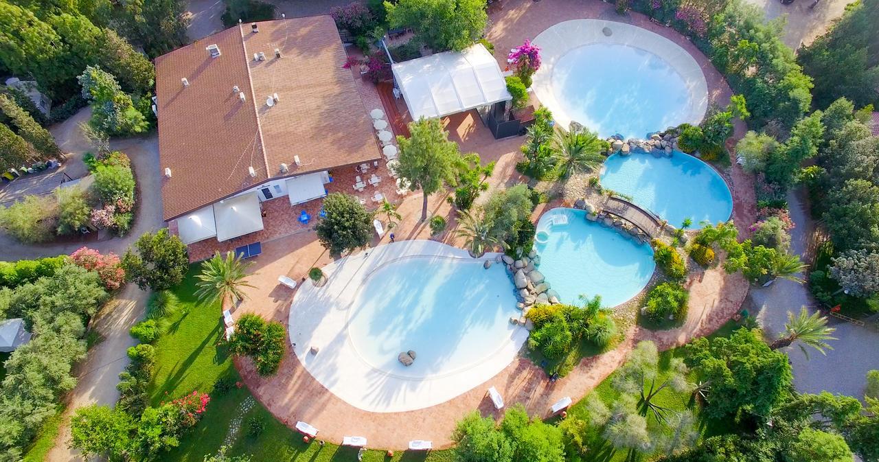 Camping Villaggio L'Ultima Spiaggia 바리사르도 외부 사진