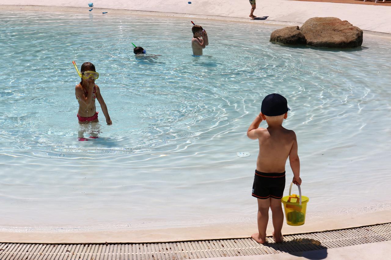 Camping Villaggio L'Ultima Spiaggia 바리사르도 외부 사진